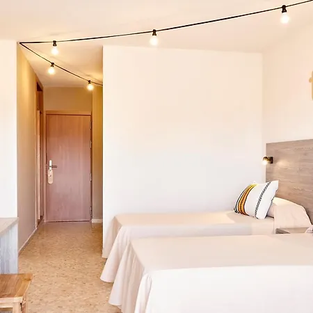 Tent Hotel 3*